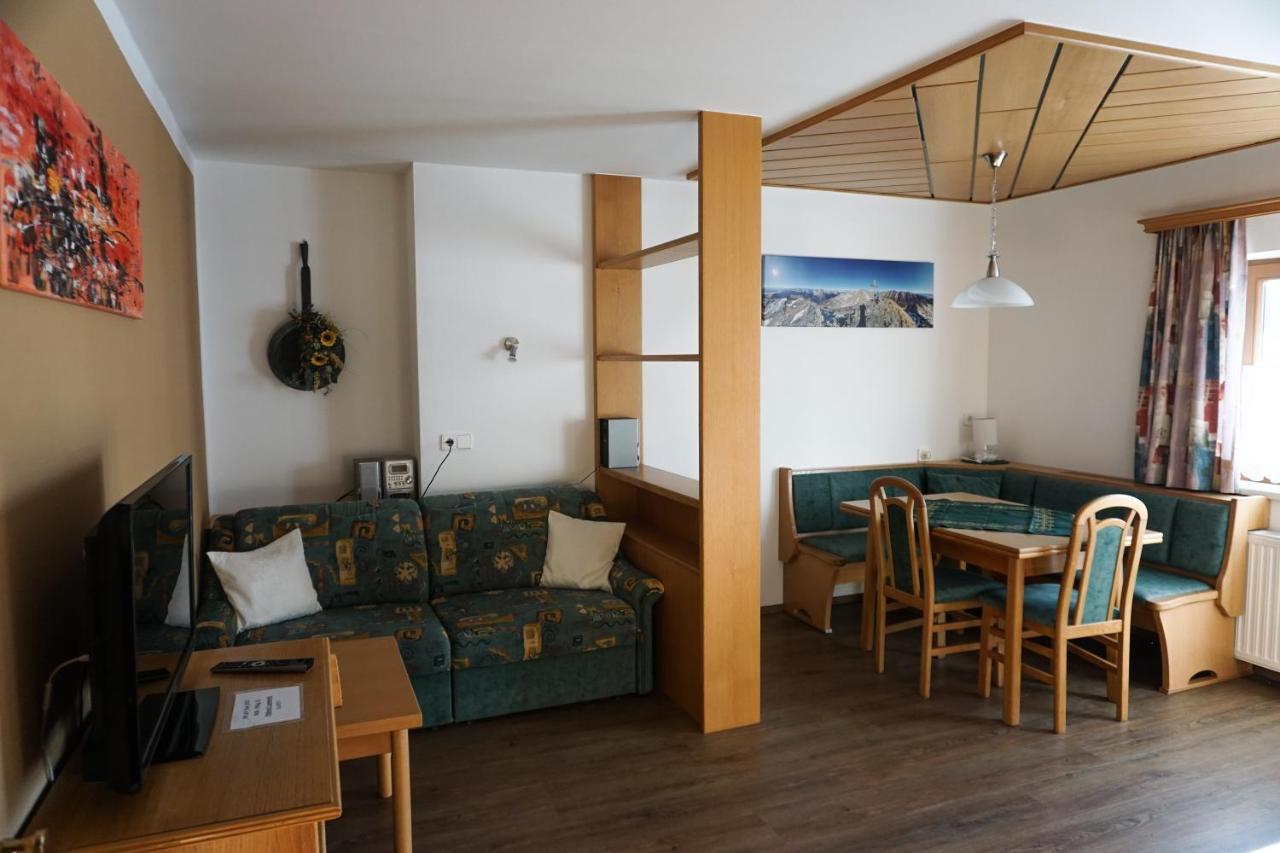 Gaestehaus Essl Mariapfarr Ngoại thất bức ảnh